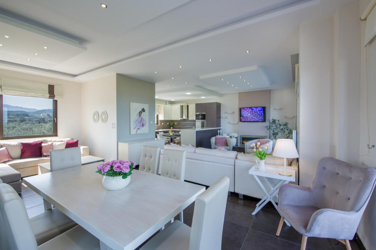 Villa Elisabeth View Gerani  Ngoại thất bức ảnh