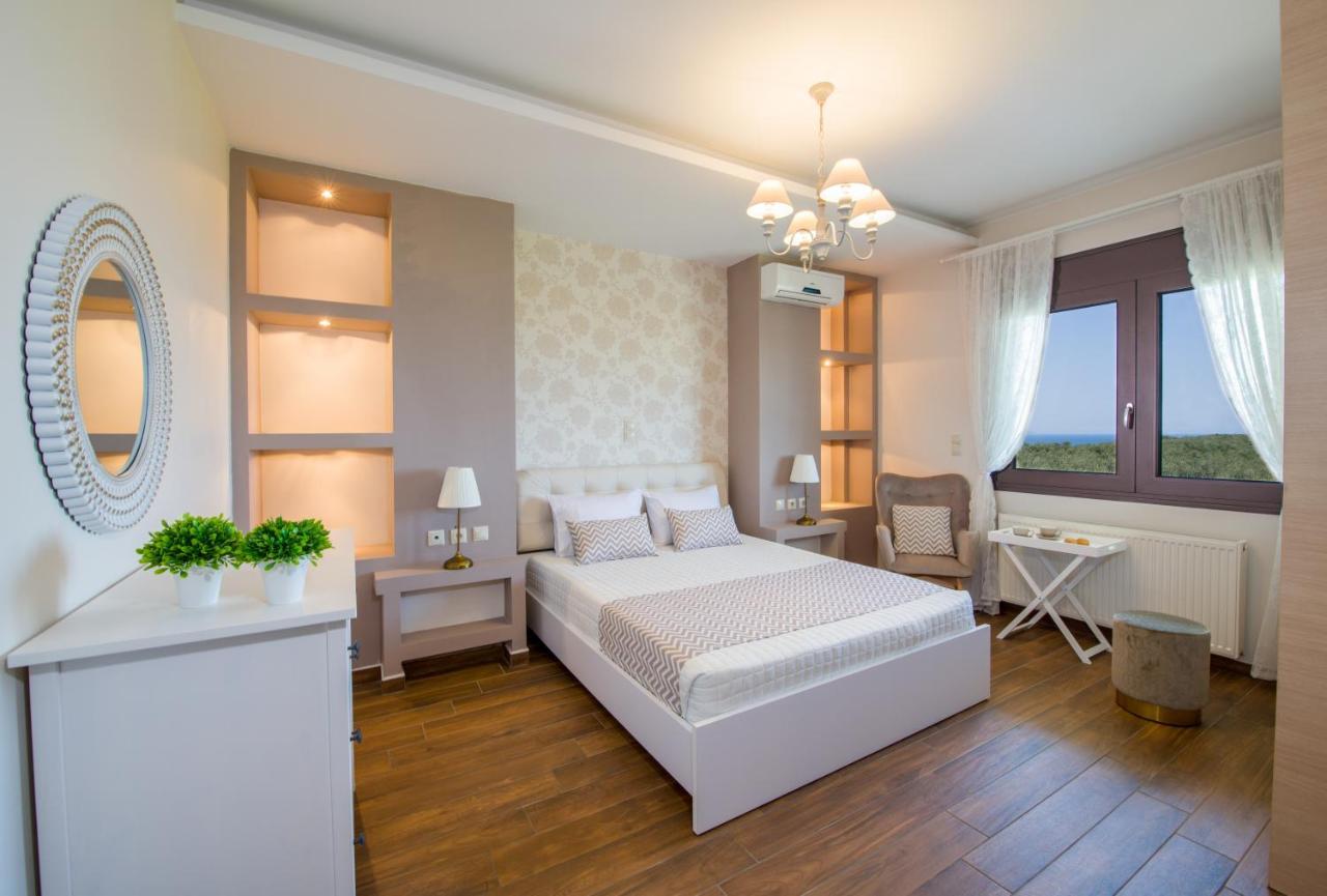 Villa Elisabeth View Gerani  Ngoại thất bức ảnh