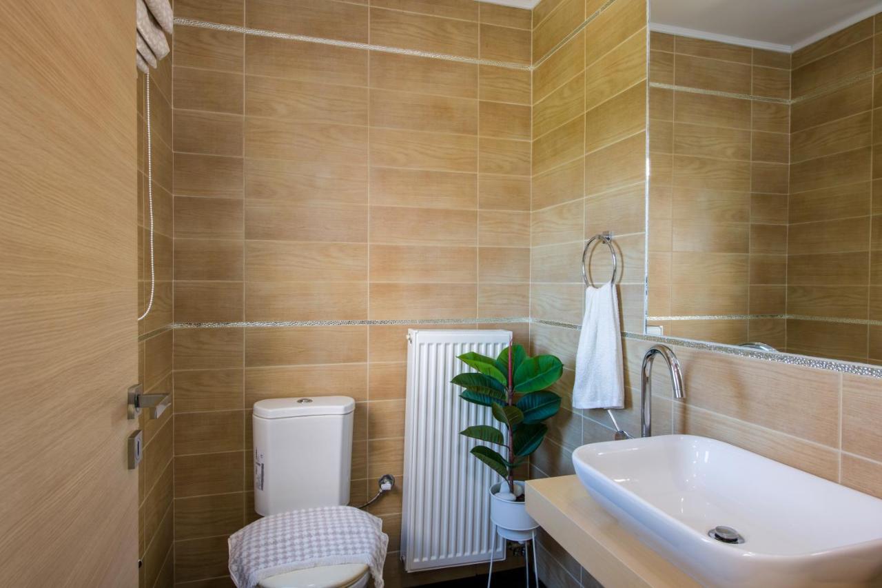 Villa Elisabeth View Gerani  Ngoại thất bức ảnh